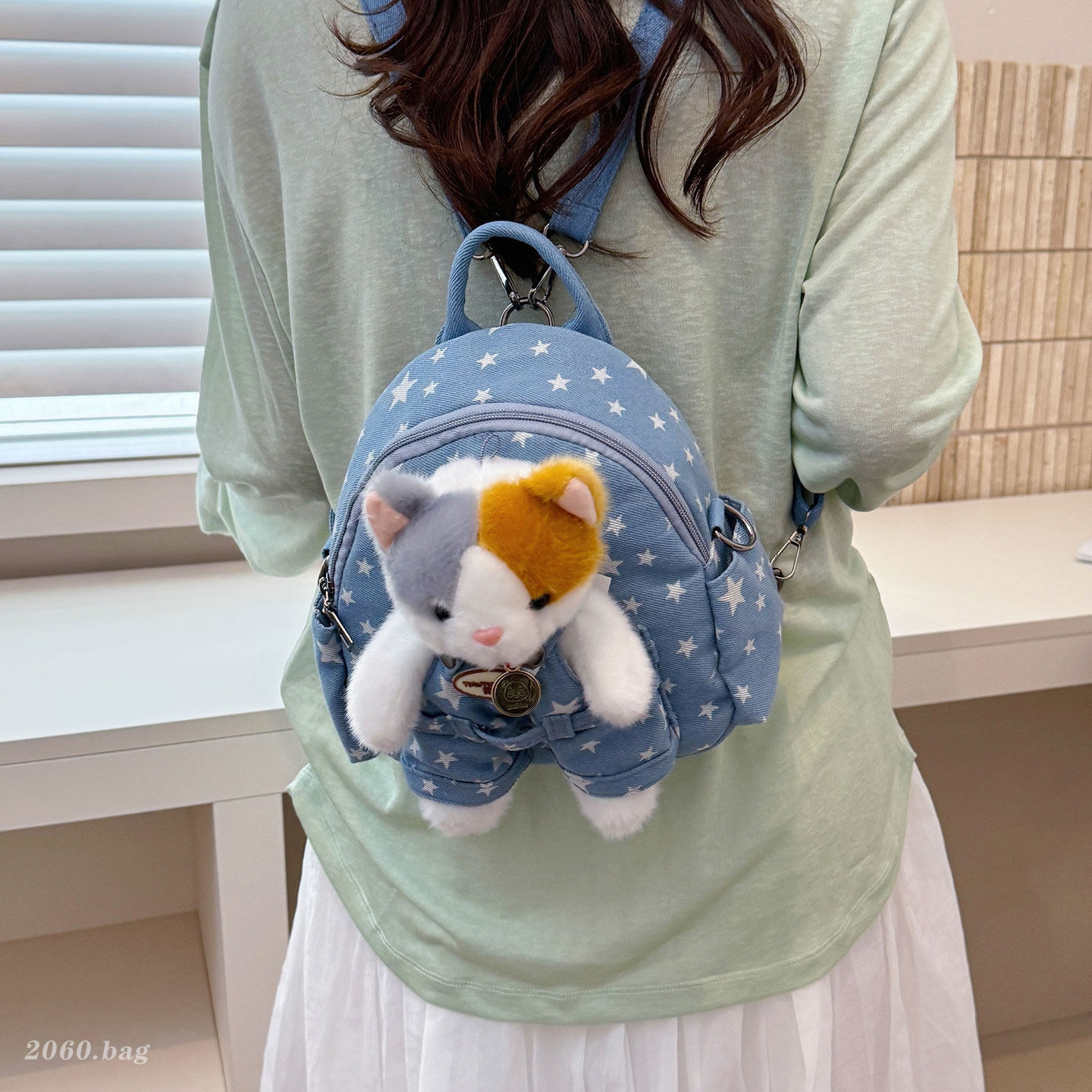 Nuevo denim casual peluche mujer lindo coreano lindo 2026 verano mochila muñeca mochila universal