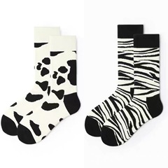 Classic Black and White Cow Print Women's Socks, Cute Student Harajuku Style, Versatile Fashion Skateboard Crew Socks