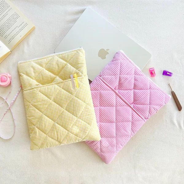 Fresh plaid quilted laptop sleeve with thickened anti-drop design, protective case for student and office tablets
