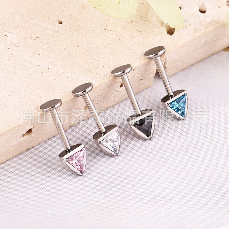16G labret stud size and finish detail