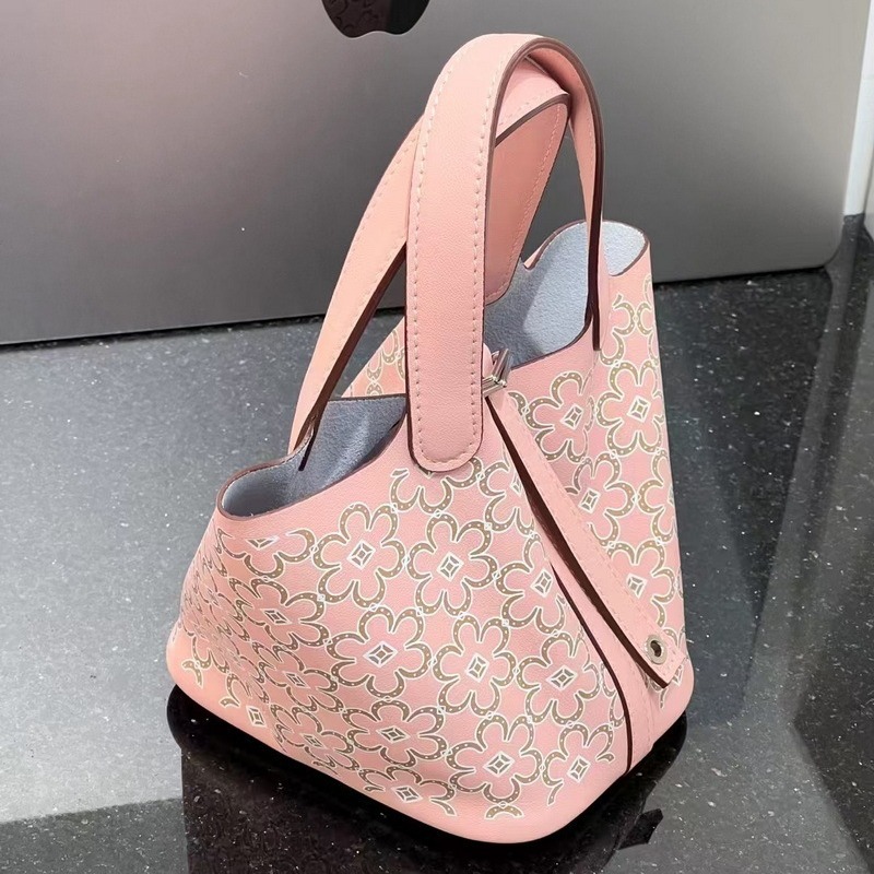 2024 Neue echte Lederkopfschicht Rindsleder Mini-Gemüsekorb Siebdruck Blumeneimer Kordelzug Offene Damentasche_voghion.com