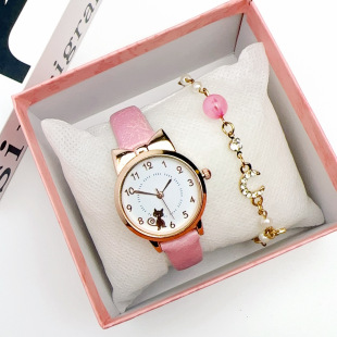 New Ins Ladies Watch Fresh and Cute Cat Female Student Quartz Watch Star and Moon Bracelet Watch Combination Set