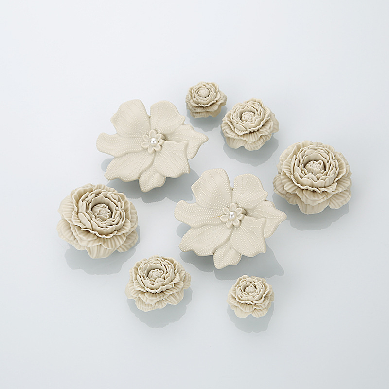 뼈 흰 퍼프 꽃다발