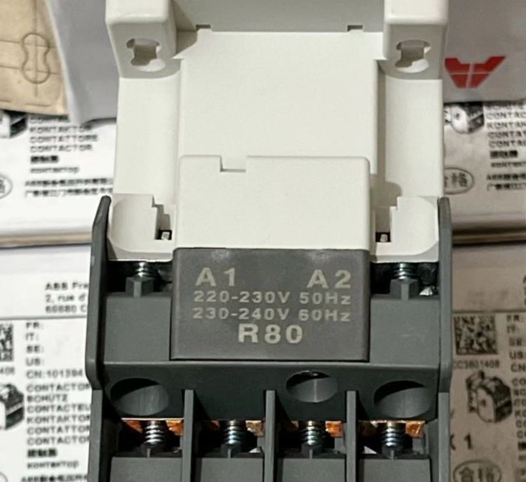 原装正品交流接触器AX09-30-10和AX12-30-10（220V）其他联系客服