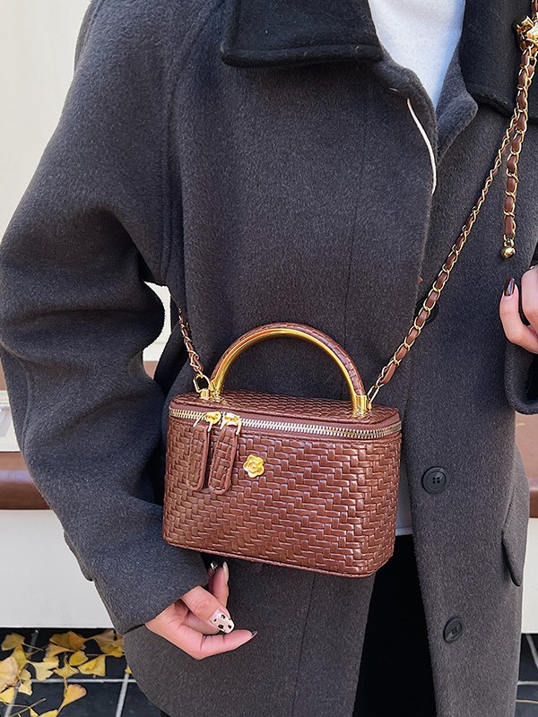 Nuevo mini trenzado bolso de cadena de mujer nuevo nicho nuevo bolso de caja universal lujoso bolso de hombro simple