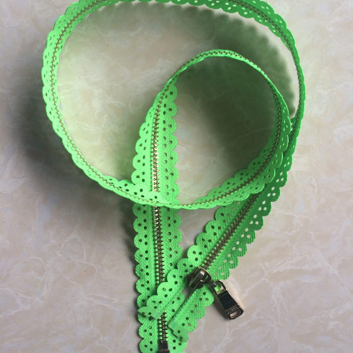 5#花边金属开尾拉链 印花拉链 丝边拉链超音波压花拉链 厂家供应