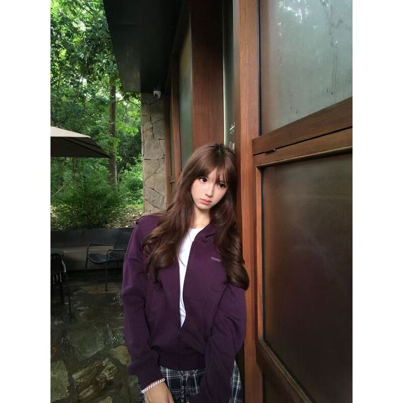 2026 High-Style Design Hooded Sweatshirt for Women, Slim-Fit, Short Zip-Up Cardigan Jacket for Petite Women in Spring and Autumn 2026 High-Style Design Hooded Sweatshirt for Women, Slim-Fit, Short Zip-Up Cardigan Jacket for Petite Women in Spring and Autumn