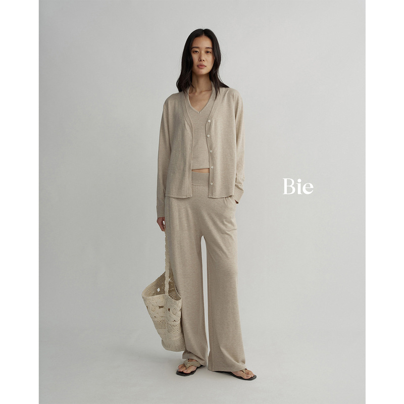 No Returns or Exchanges, Simple Formula V-Neck Wool Knit Cardigan Jacket for Women, Loose Fit, Slimming, Thin Style, Long-Sleeve Top No Returns or Exchanges, Simple Formula V-Neck Wool Knit Cardigan Jacket for Women, Loose Fit, Slimming, Thin Style, Long-Sleeve Top