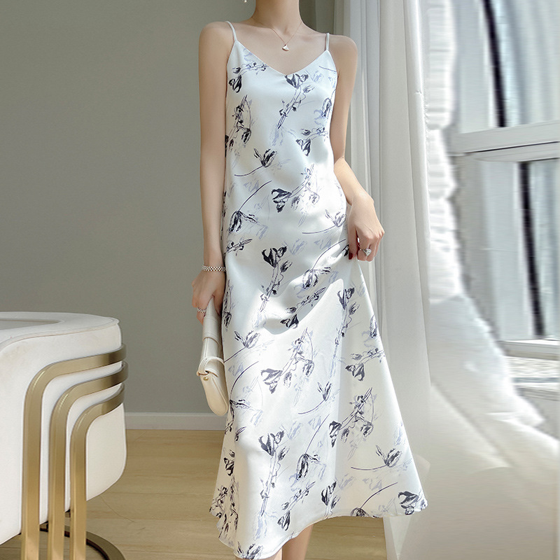 New Summer Fashion V-Neck Printed Satin Slim-Fit Thin Silky Long Slimming Spaghetti Strap Dress for Women