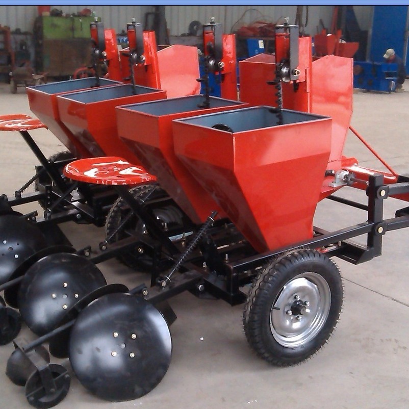 供应双垄双行土豆种植机2CM  2A马铃薯洋芋收获机双行播种机