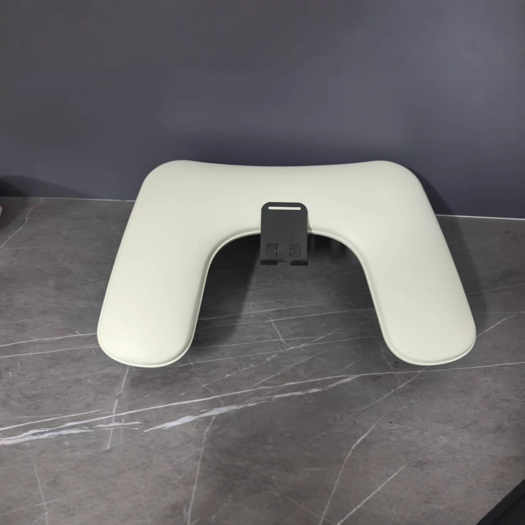 クロスボーダーネイルサロンハンドピロー、ロシア風ライトラグジュアリーU2リフティングマニキュア、傾斜蝶折りたたみ枕、快適で柔らかいハンドパッド