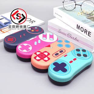 һ�����Α��ֱ����R�Ѓ�ͯ������ͨ��yŮС�W���н�ҕ�R�F��Logo