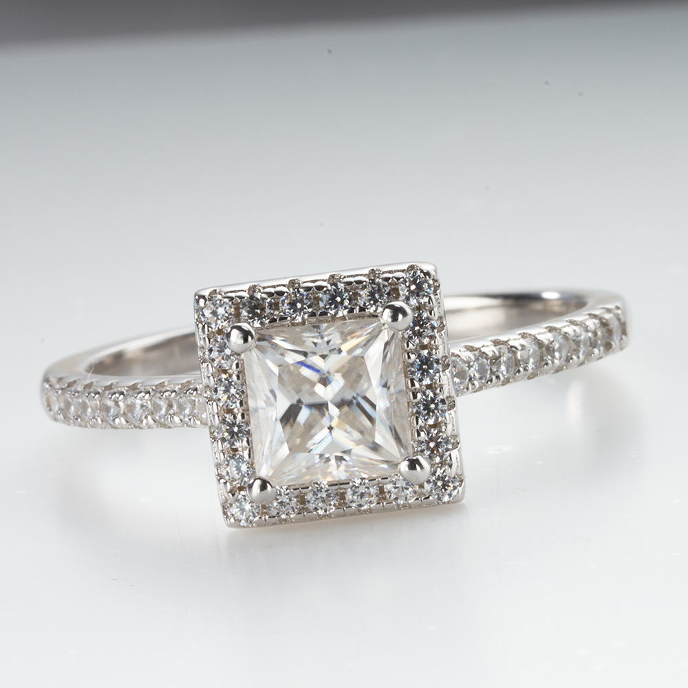 Nuevo anillo de plata esterlina 925 niños princesa paquete 1 quilates anillo de piedra de mosaico pequeño libro rojo fábrica directa