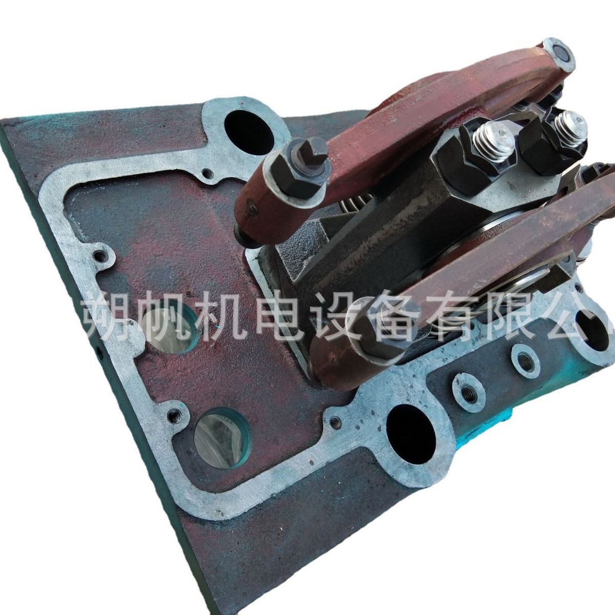 供应淄博淄柴L250船用柴油机配件气缸盖总成重油-03-214