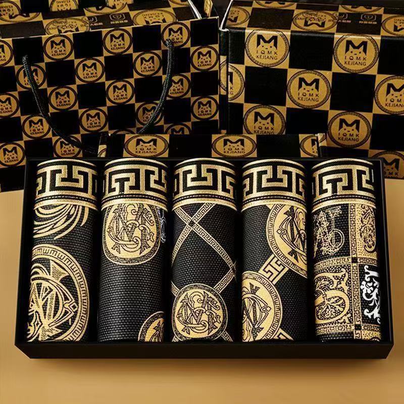 Luxury high-grade black gold men's underwear fashion comfortable trend boxer underwear breathable boxer pants a generation of hair Luxury high-grade black gold men's underwear fashion comfortable trend boxer underwear breathable boxer pants a generation of hair