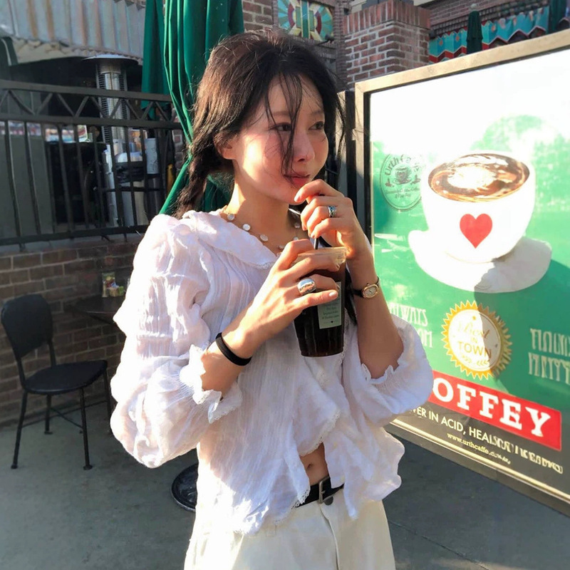 Korean-style sweet and youthful ruffled shirt for women, 2026 spring-summer embroidered vintage jacquard versatile short top