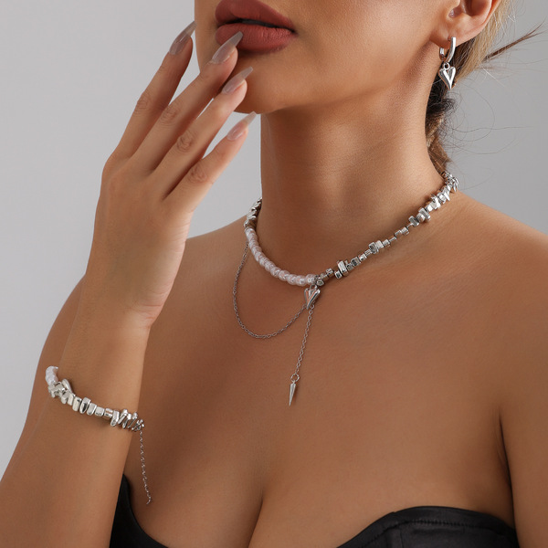 accessory with tassels