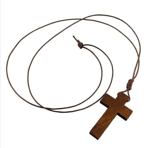 European and American Best-Selling Wooden Cross Pendant Necklace, Simple and Fashionable, Versatile Cross Necklace, Sweater Chain