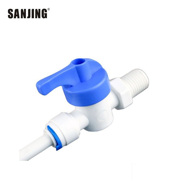 En stock accesorios purificadores de agua al por mayor 2 puntos válvula de bola de tapón rápido 2 puntos dientes giran 2 puntos interruptor de tubería dos puntos válvula de bola de conexión rápida