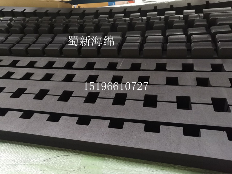 厂家供应黑色成型异形汽车零部件卡槽条子硬泡沫/汽车零部件卡槽