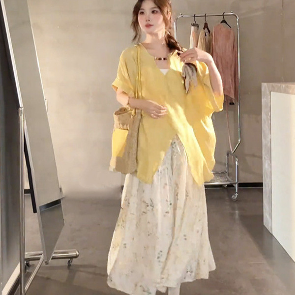 Plus-Size 150kg Loose Short-Sleeve Shirt Floral Skirt Set for Women, Slimming Two-Piece Summer Outfit Trendy