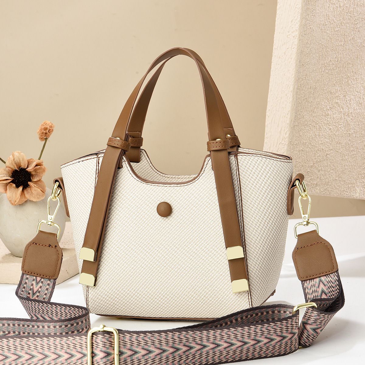 Bolso bolso de mano cubo de agua bolsa de canasta de verduras nuevo bolso de mensajero de hombro simple para mujer Bolso de mujer de Taizhou bags de comercio exterior