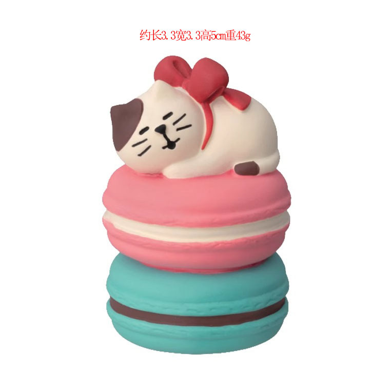 마카롱 흰 고양이