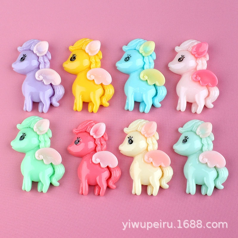 Cartoon pony, cream phone case with accessories, children's hairgrip, material, handmade
