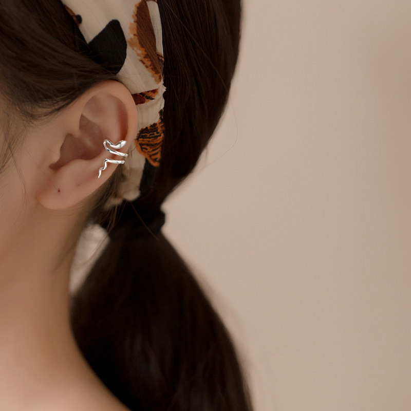 New style small snake ear clip