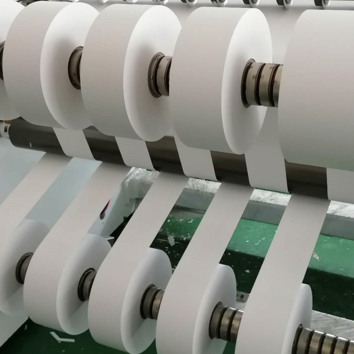 厂家直供 批发易碎纸（中碎、特碎、可排废标签材料）防伪不干胶