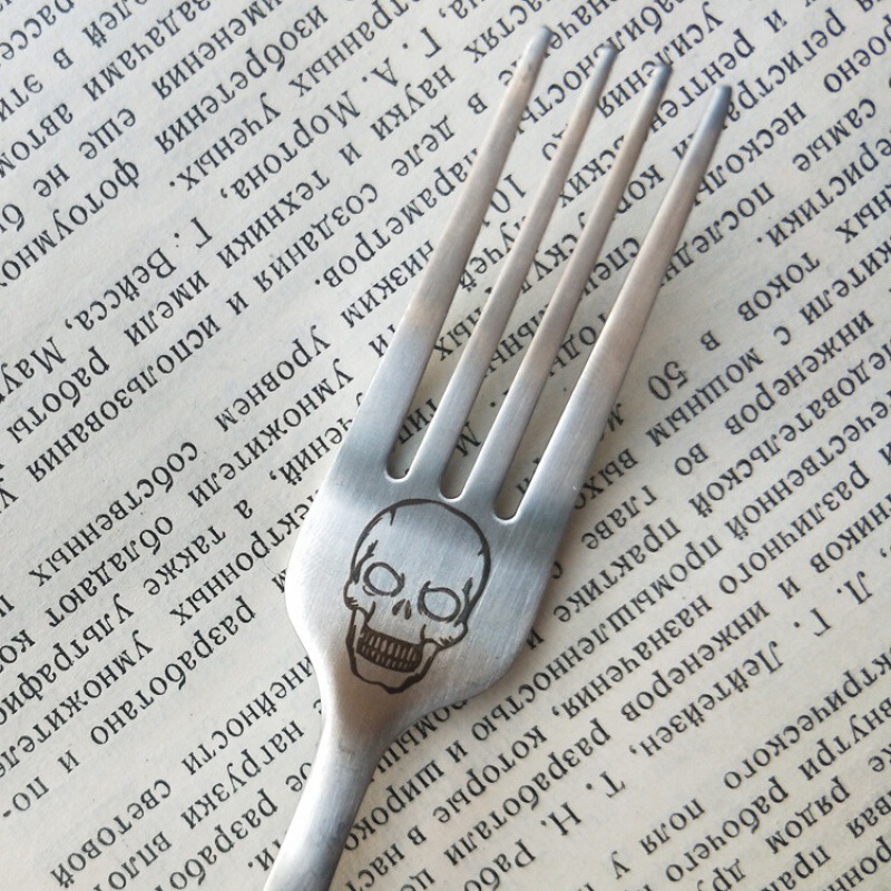 ハロウィーン手描き創作模様頭蓋スプーンフォーク食器304ステンレススプーン国境を越えた頭蓋手フォーク|undefined