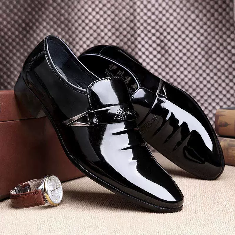 Летняя новая остроконечная кожаная обувь для молодых людей корейская версия модной британской модной обуви для мужчин бизнес-обувь для ног повседневная обувь