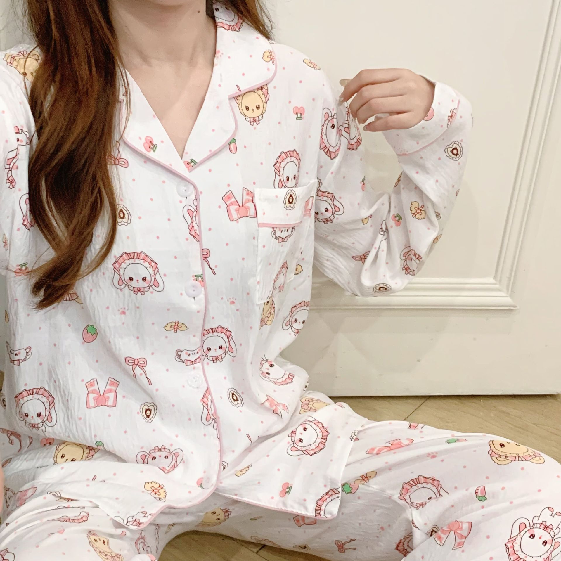 Al por mayor transfronterizo nuevo pijama de mujer pantalones de manga larga nubes de algodón lindos dibujos animados estudiantes cardigan con solapa cubierta de ropa para el hogar