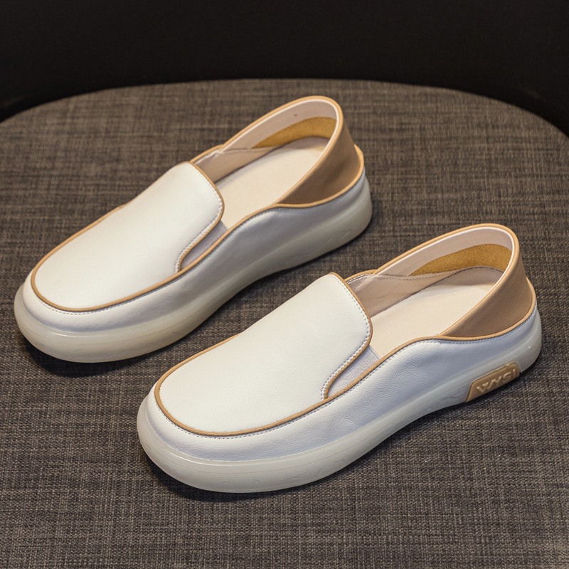 Primavera y otoño zapatos individuales mujer 2025 nuevos zapatos de guisantes de cuero de todo fósforo británicos zapatos blancos de suela suave zapatos planos de dos manos