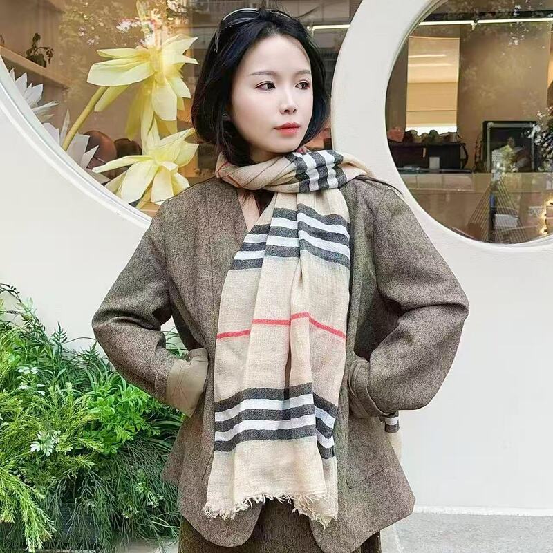 French-style vintage wool acrylic long scarf for women, classic striped, European and American cross-border, Maillard color, medium-thick shawl French-style vintage wool acrylic long scarf for women, classic striped, European and American cross-border, Maillard color, medium-thick shawl