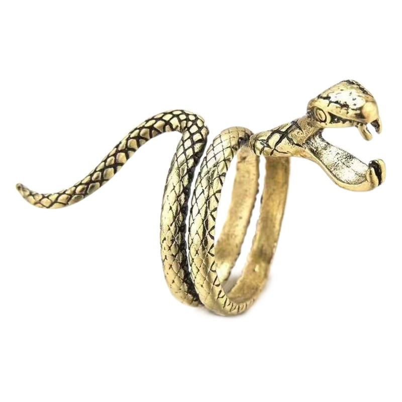 Creative Xianglong Cigarette Holder Ring Metal Cigarette Clip Snake Smoking Ring Cigarette Clip Medusa