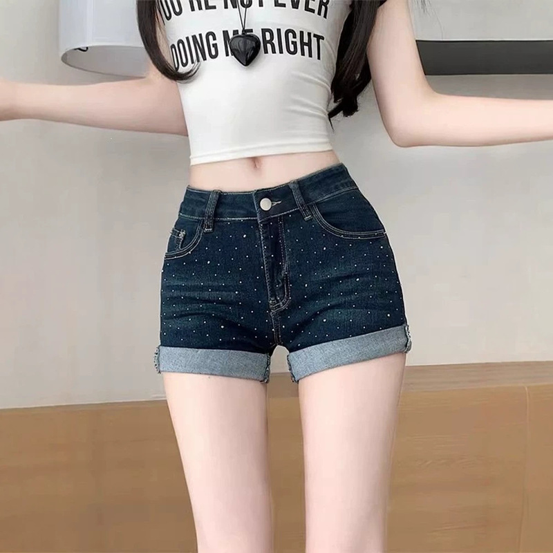 Sexy low-waist rhinestone-trimmed denim shorts for women, summer slim-fit, height-enhancing, tight-fitting stretch hot pants for petite women Sexy low-waist rhinestone-trimmed denim shorts for women, summer slim-fit, height-enhancing, tight-fitting stretch hot pants for petite women