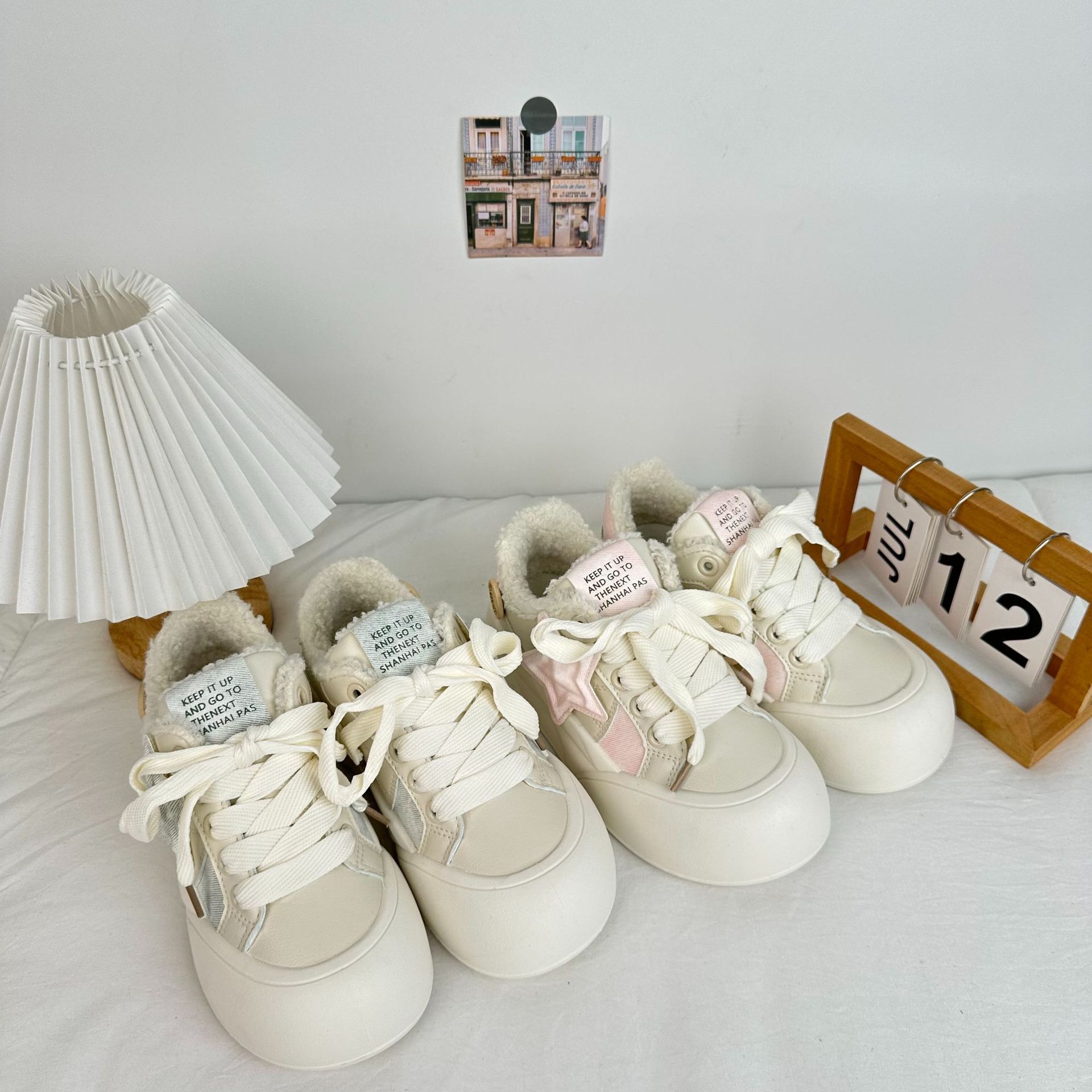 Zapatos de algodón grueso de ondas largas, zapatos blancos cálidos de mujer, zapatos de invierno, zapatos de skate casuales de nicho