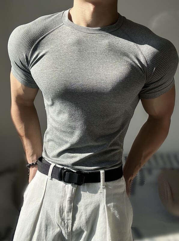 サマースポーツシームレスジャカード袖口半袖無地速乾トレーニングフィットネスストレッチスリムトップTシャツ男性用|undefined
