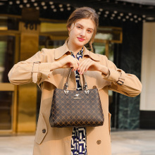 һ�����l����ŮʿŮ�����߼��Еr��������μ�б�������������