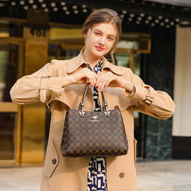 代发包包女士女包潮高级感时尚中年大气单肩斜挎包大容量 手提女