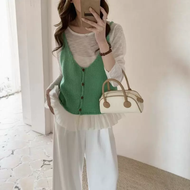 绿色短款针织背心马甲女2025新款外搭叠穿羊毛小吊带坎肩无袖上衣