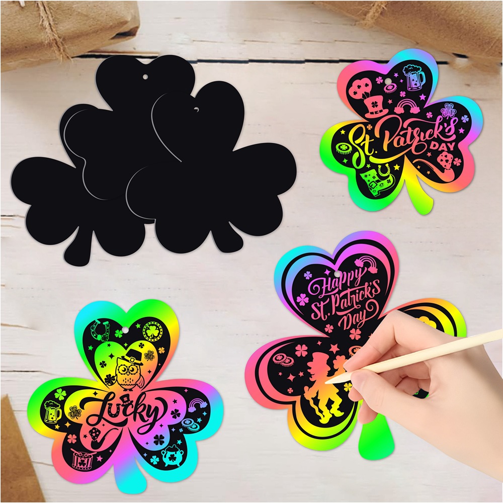 Nuevo estilo transfronterizo Día de San Patricio DIY Scratch Painting Irish Festival de tarjetas de rascar de trébol Adornos festivos