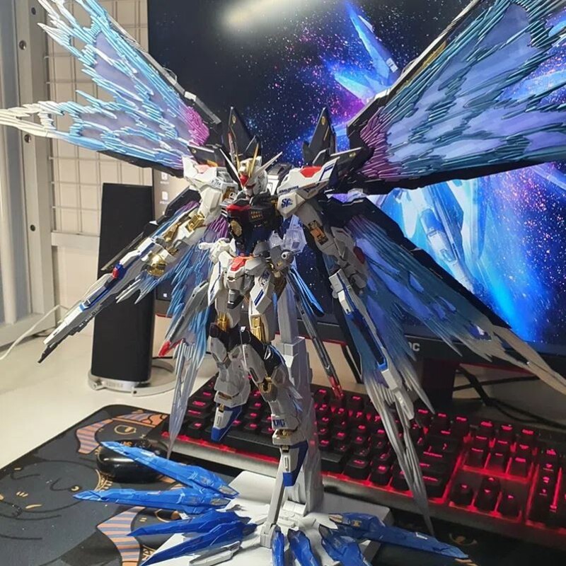 Assembling Toys Gundam Model Hg Unicorn Red Heretic Angel Strike Freedom Gundam Figure Building Blocks for Boys