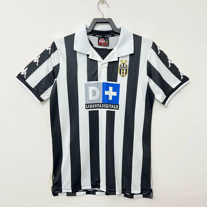 Заводская прямые продажи классической ретро серии Juventus футболка Juventus ретро коротким рукавом футбольная форма