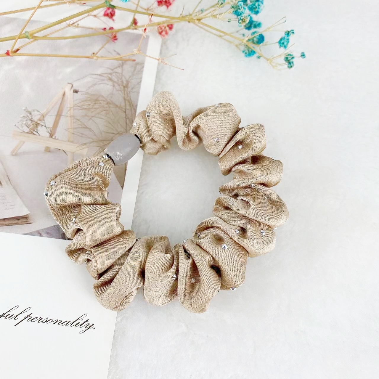 브라이트 다이아몬드 패브릭 머리끈(라이트 커피)