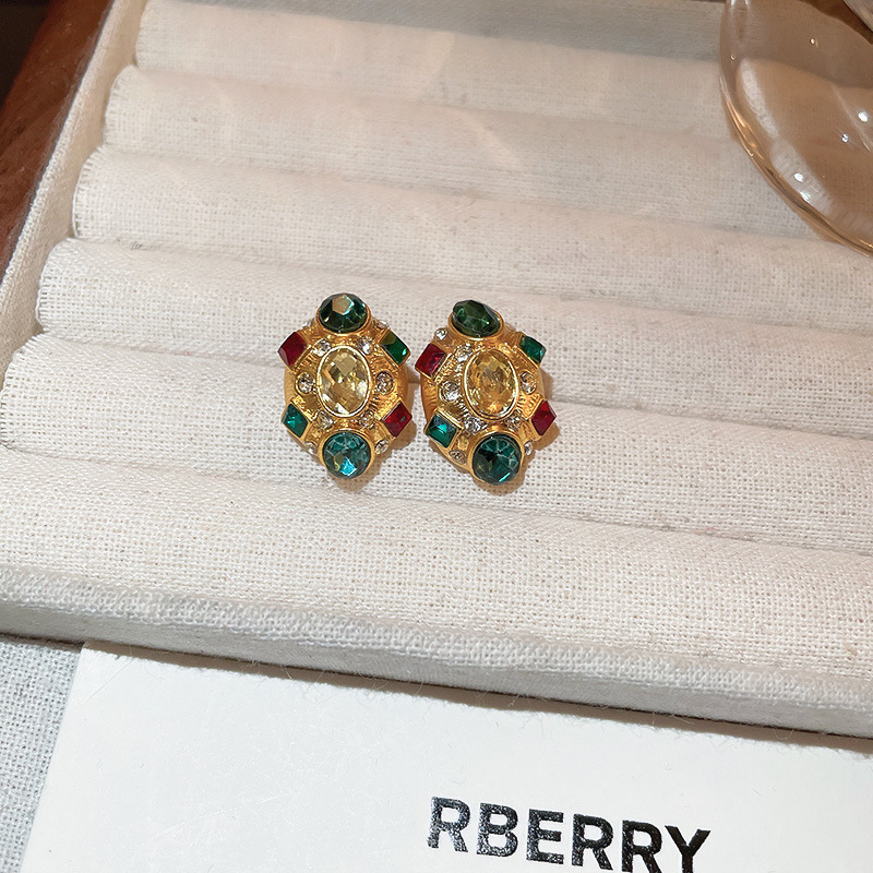 Retro C Shape Copper Irregular Plating Artificial Pearls Earrings Ear Studs 1 Pair