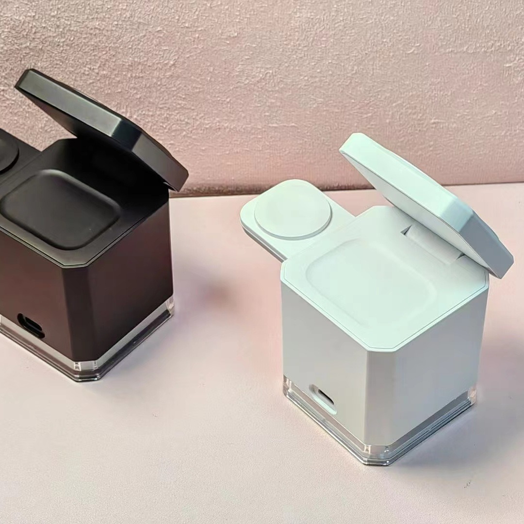 Cargador inalámbrico cuatro en uno con succión magnética plegable, teléfono móvil portátil, auricular Bluetooth, estante de carga inalámbrico simultáneo