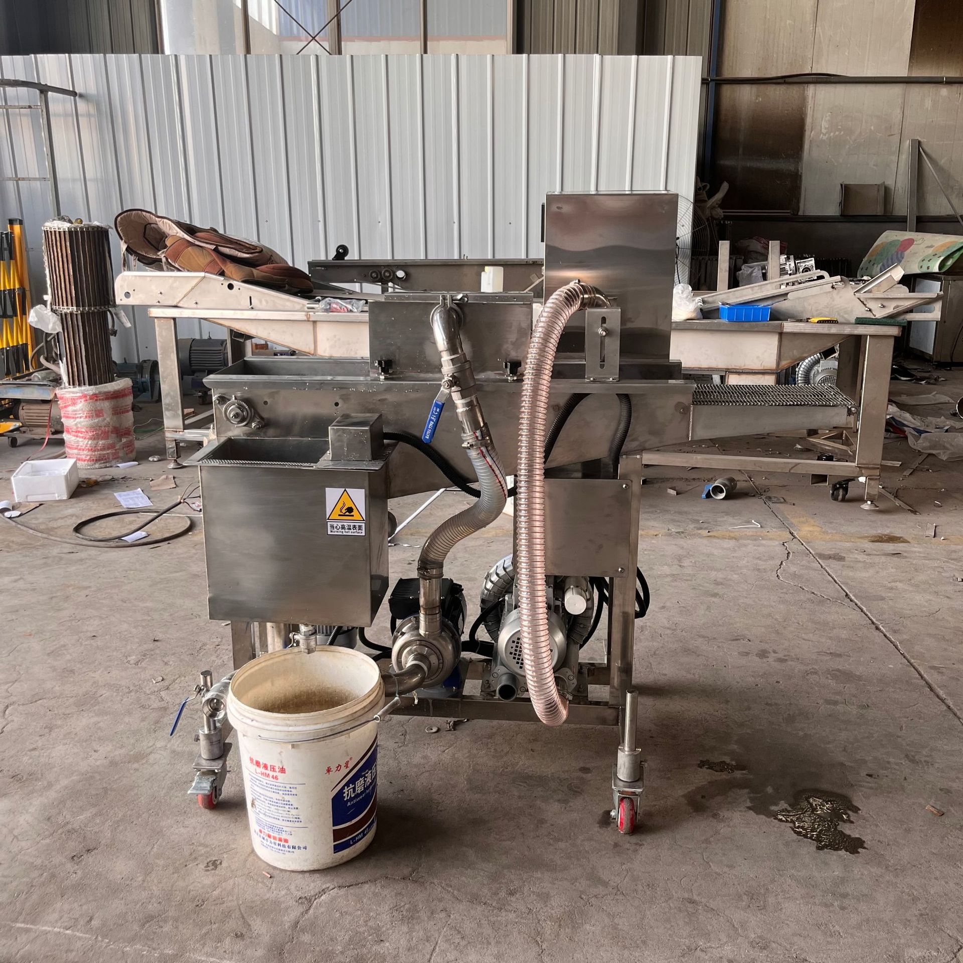 全自动面包片淋浆机 溜肉段挂浆机 直销304不锈钢油炸食品淋浆机