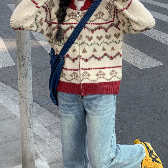 【Daijin】24 Dongpuyuan Retro Age-Reducing Geometric Pattern Jacquard Gentle Sweater for Women, Spring and Autumn 2024